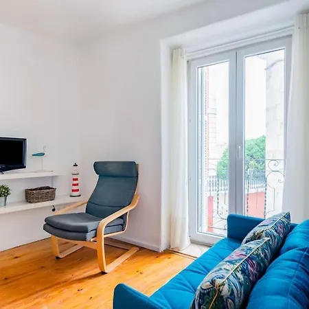2br At Historical Chiado Appartamento