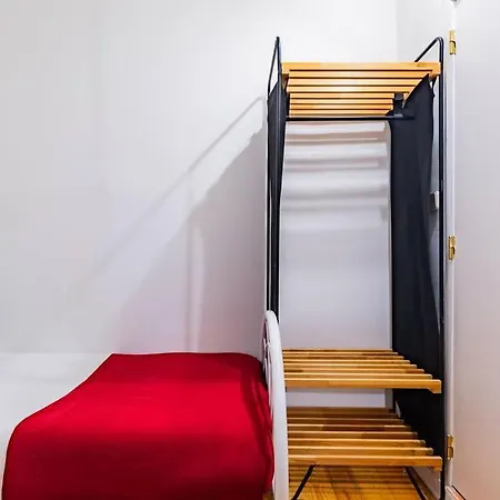 2br At Historical Chiado Appartamento