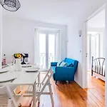 2br At Historical Chiado 公寓